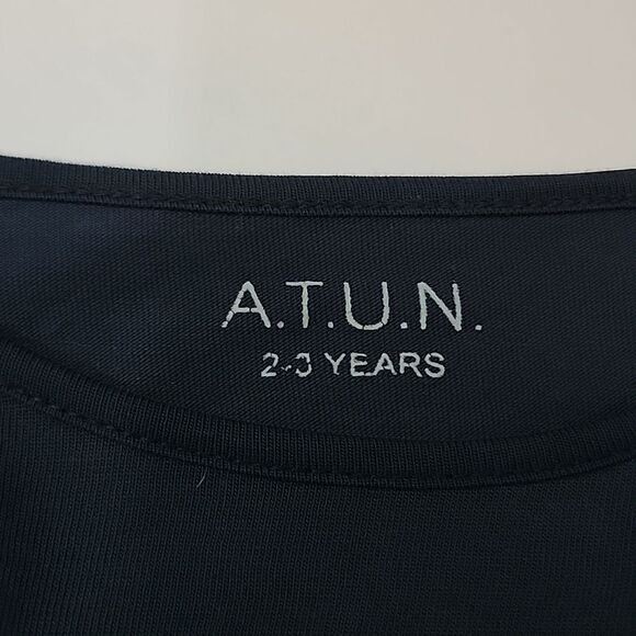 A.T.U.N. Ruffle Long Sleeve Navy Top size 2-3Y - Picture 4 of 5
